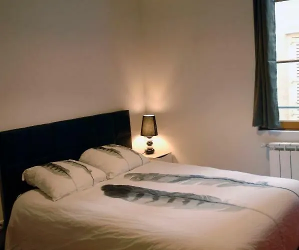 Maison Renaissance Monument Historique Xv Eme 1497 * Villefranche-de-Rouergue